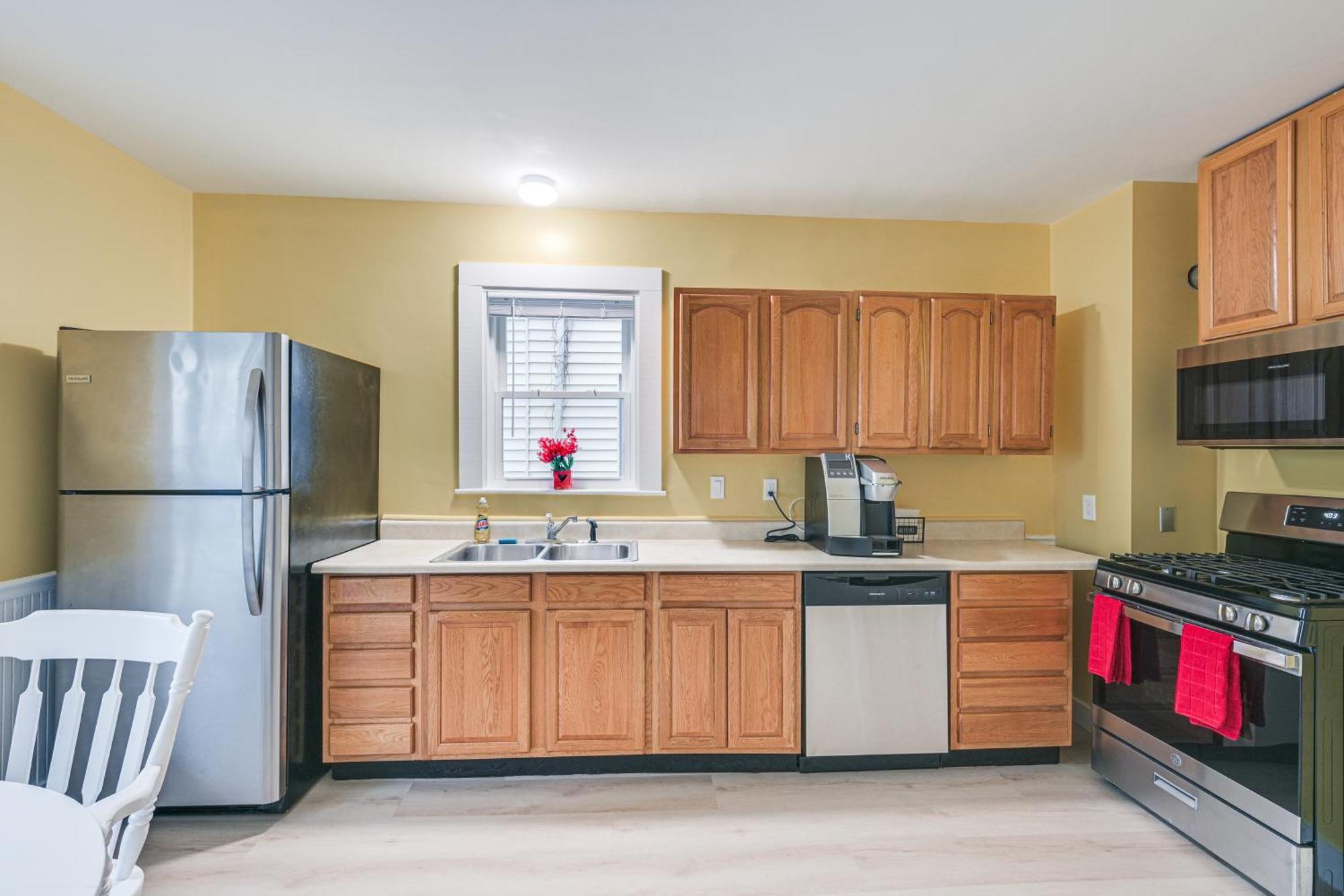 Medford Apartment Rental, 5 Mi To Downtown Boston Εξωτερικό φωτογραφία
