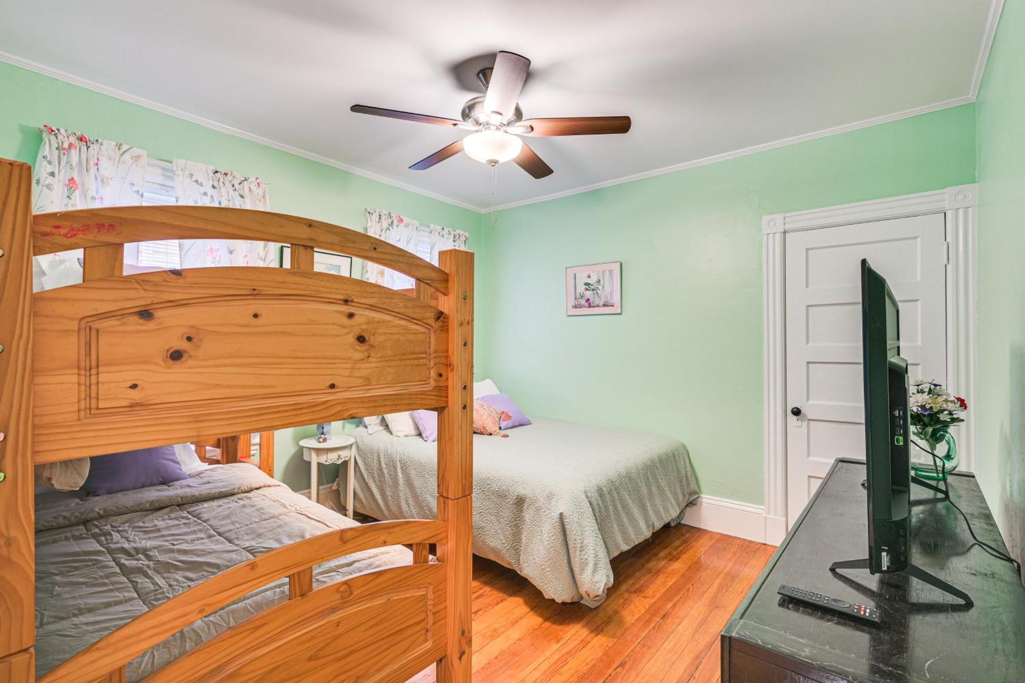 Medford Apartment Rental, 5 Mi To Downtown Boston Εξωτερικό φωτογραφία