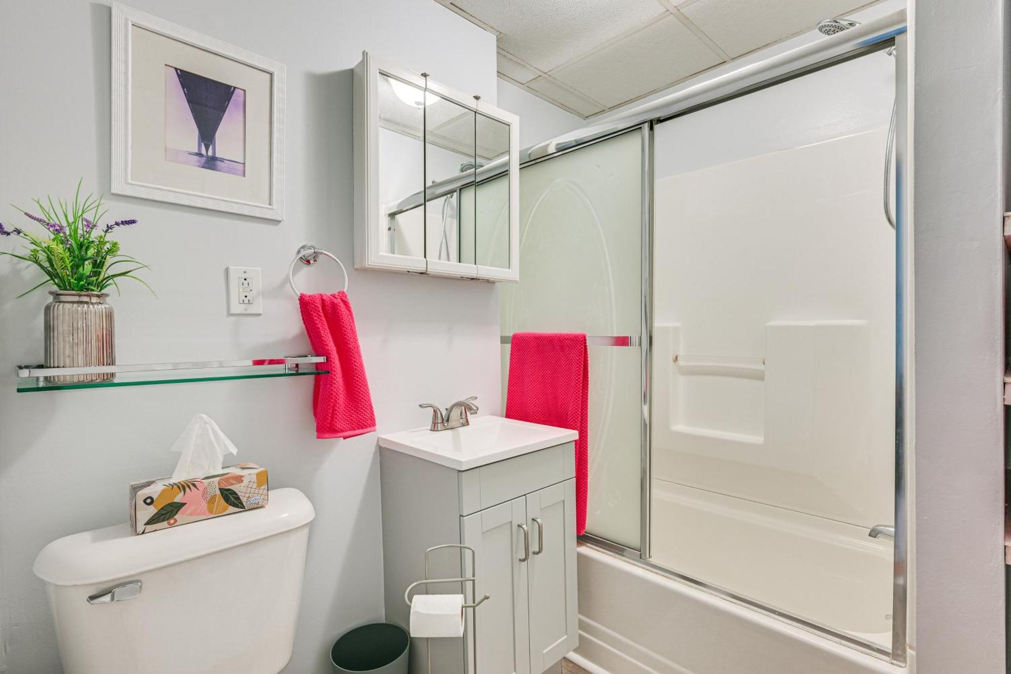 Medford Apartment Rental, 5 Mi To Downtown Boston Εξωτερικό φωτογραφία