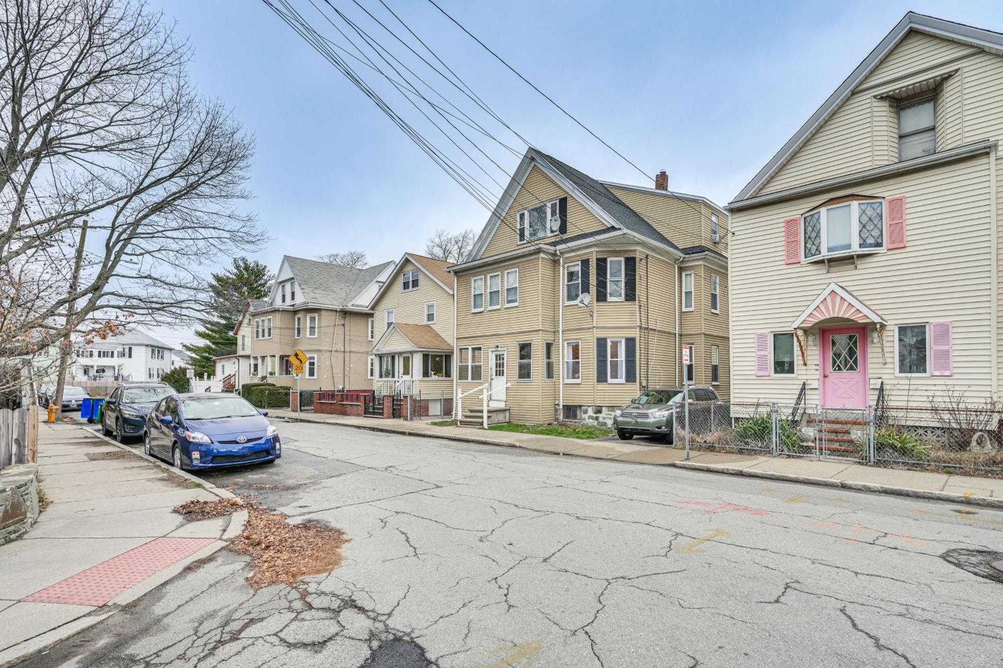 Medford Apartment Rental, 5 Mi To Downtown Boston Εξωτερικό φωτογραφία